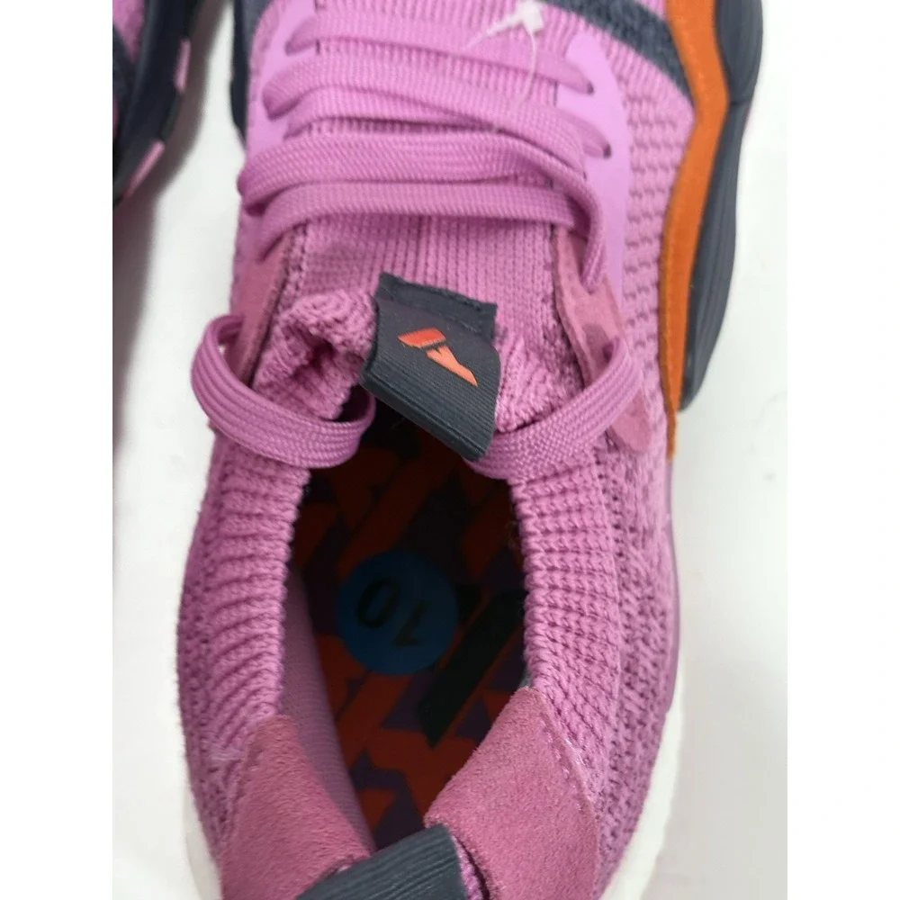 Adidas Trae Young 2 Men's‎ size 10 Basketball Shoes Sneakers Pink NWT